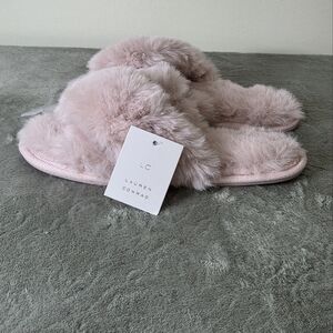 LC Lauren Conrad Women's Faux Fur Slide Slipin Slipper Light Pink Size